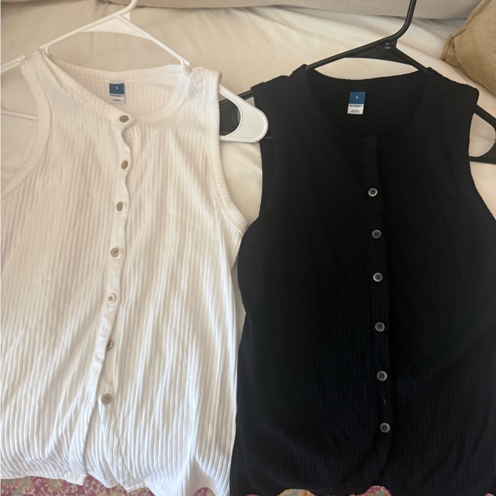 Old Navy Black and White Sleeveless Button-Down Tank Tops